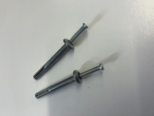 10mm Wall Mat Fixings