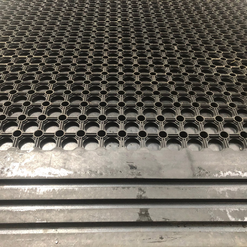 25mm rubber mat